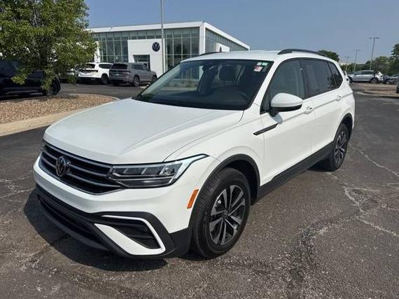 VOLKSWAGEN TIGUAN 4MOTION 2024 3VVFB7AXXRM119324 image